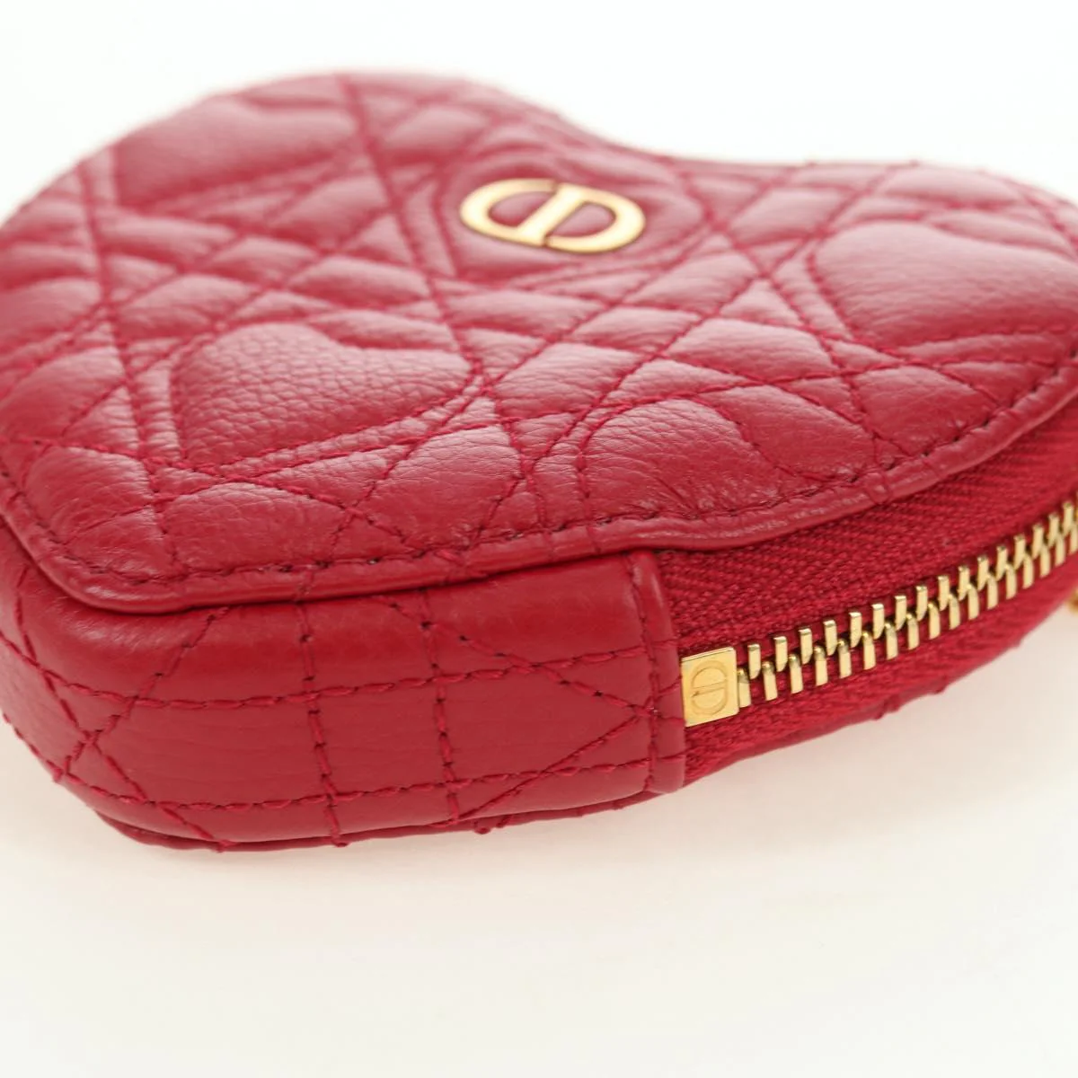 Cannage Caro Chain Shoulder Bag Leather Red Gold - Image 13