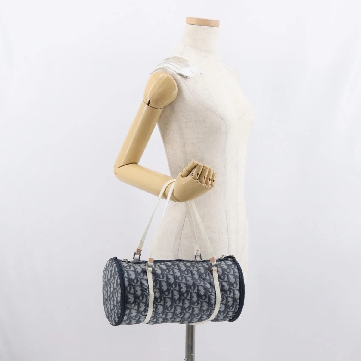 Trotter Canvas Hand Bag Navy Silver - Image 22