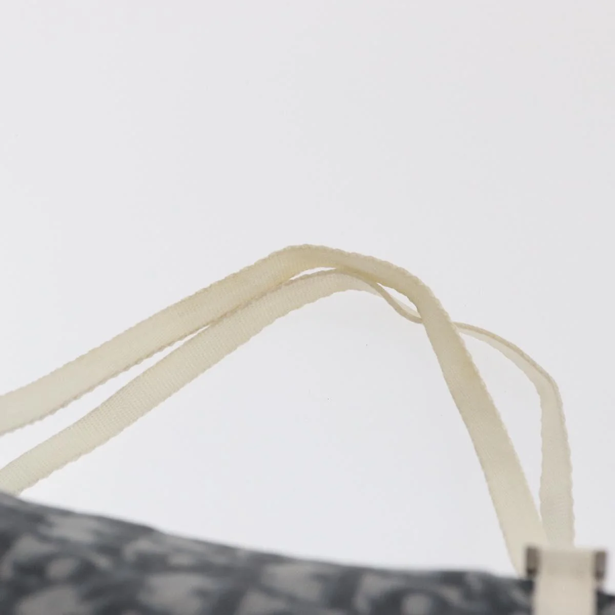 Trotter Canvas Hand Bag Navy Silver - Image 9