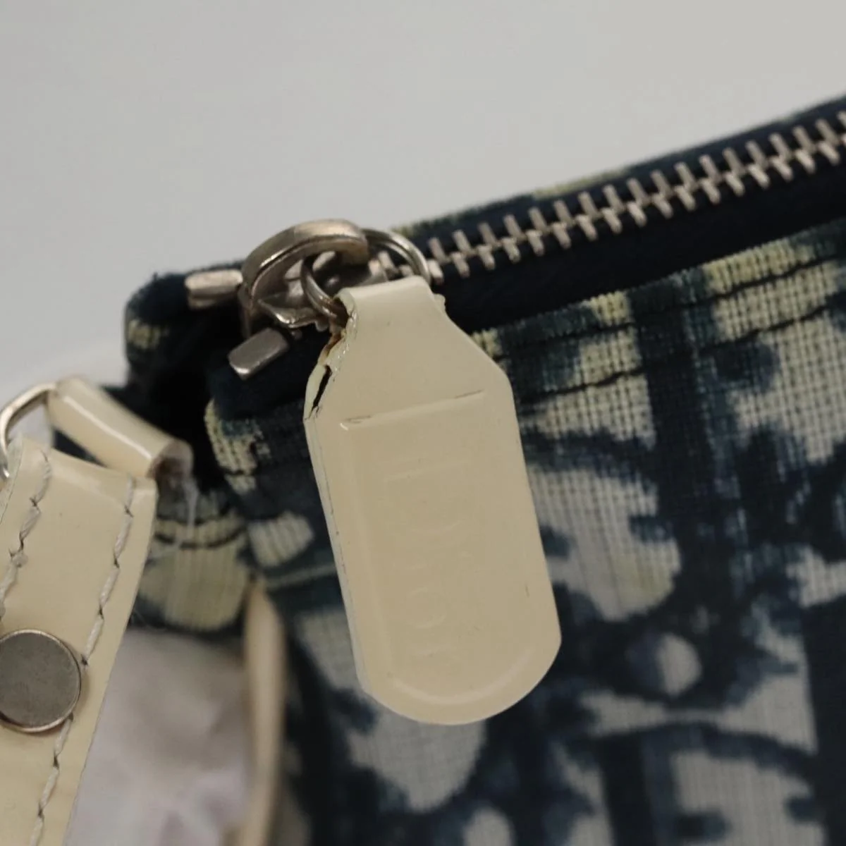 Trotter Canvas Saddle Pouch Navy - Image 15