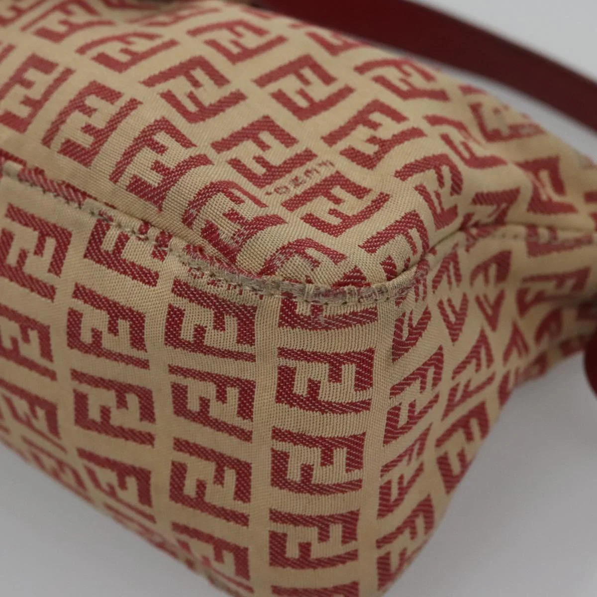 Zucchino Canvas Mamma Baguette Shoulder Bag Beige Red - Image 12