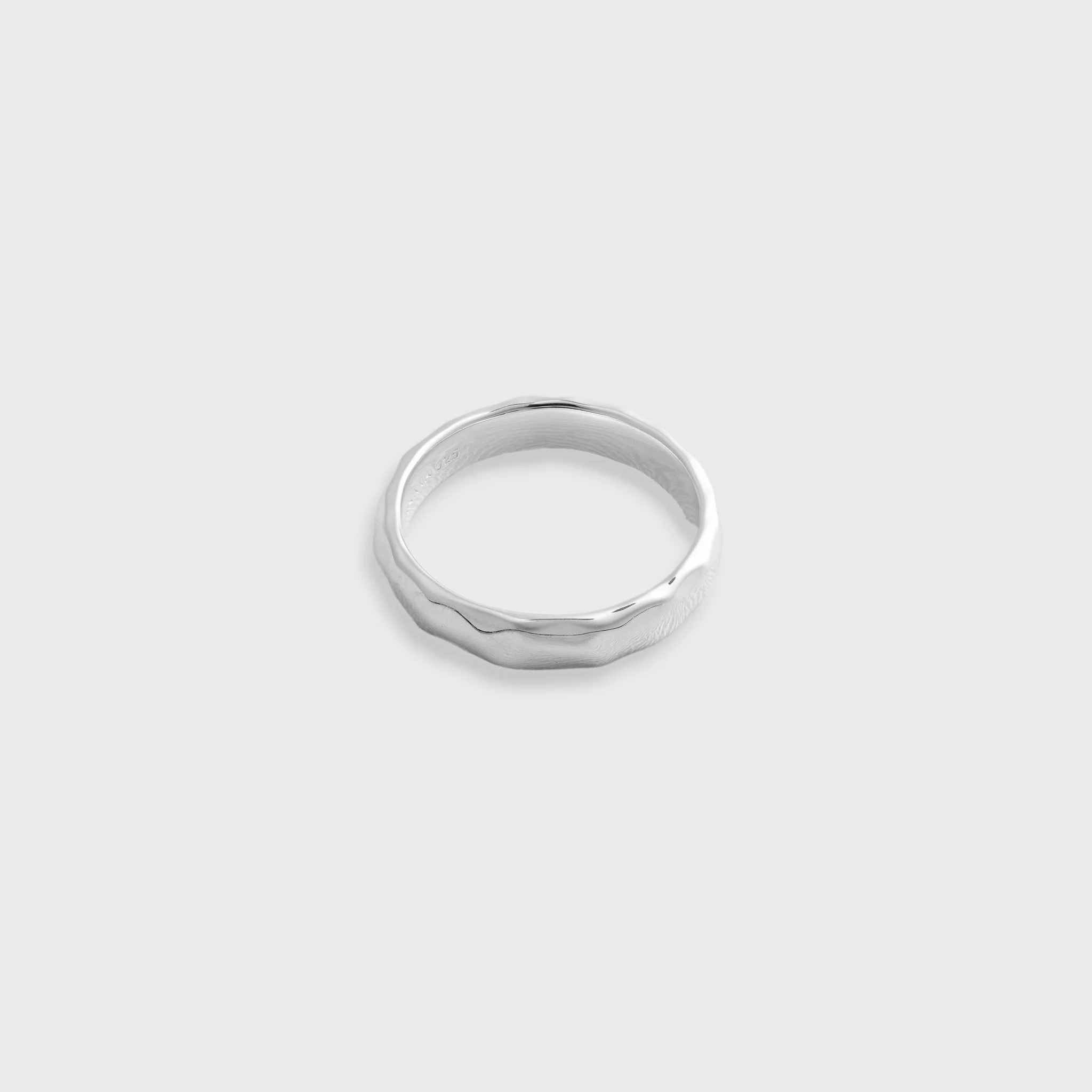 Hammered ring - Image 4