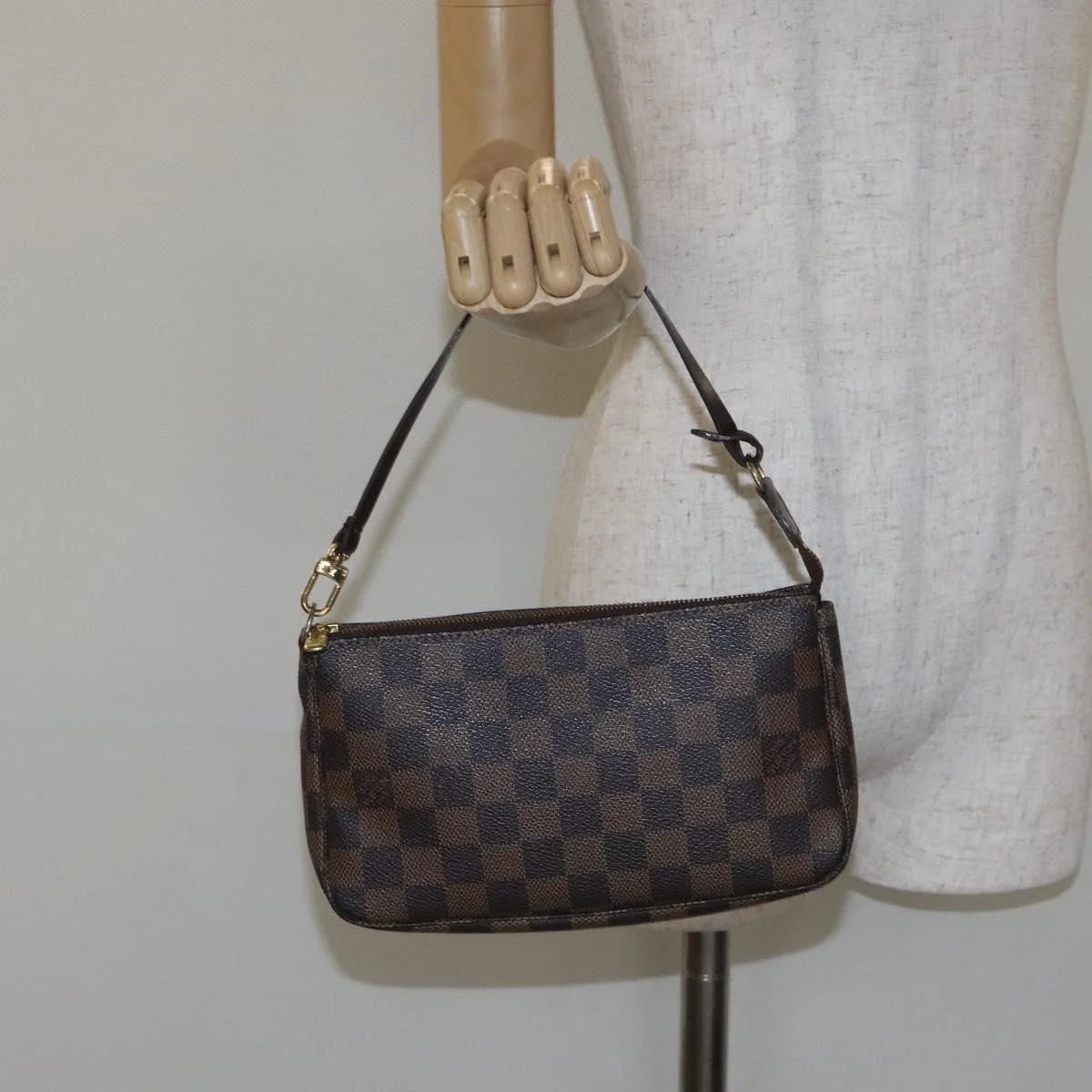 Damier Ebene Pochette Accessoires Pouch - Image 21