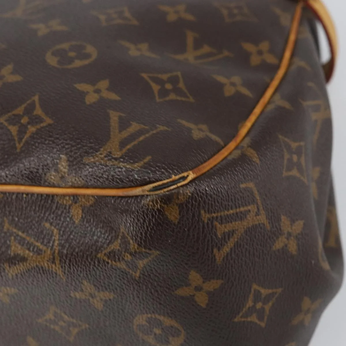 Monogram Batignolles Horizontal Tote Bag - Image 12