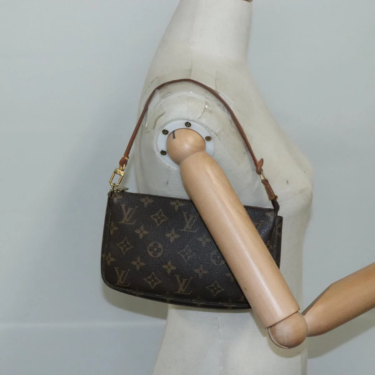 Monogram Pochette Accessoires Pouch - Image 22